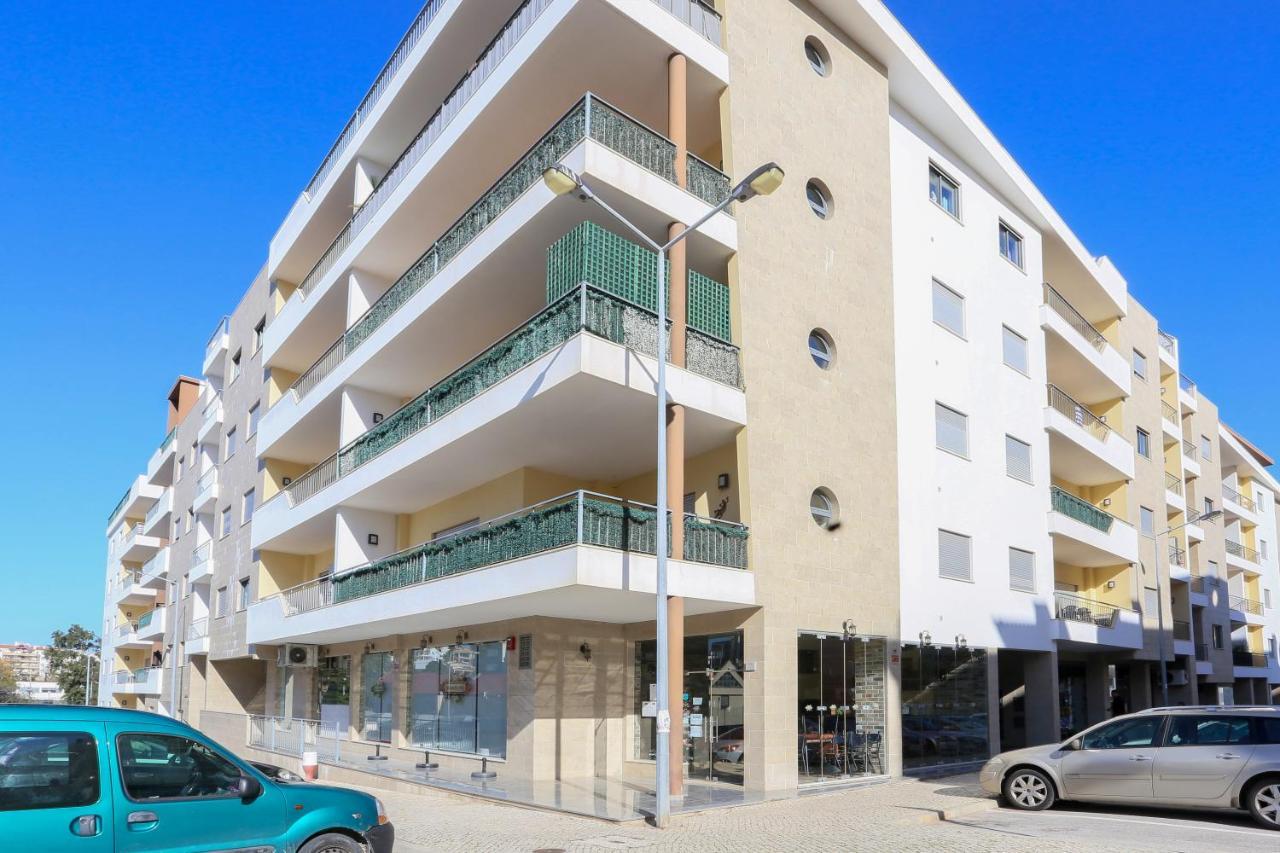 3 Bedroom With Indoor Pool Appartement